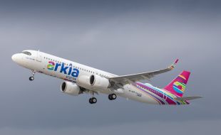 a321lr-arkia-takeoff