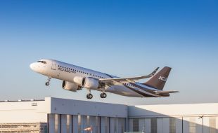acj320neo_takes_to_the_skies_for_the_first_time