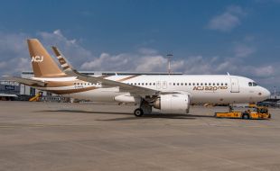 first_acj320neo_is_assembled_airbus
