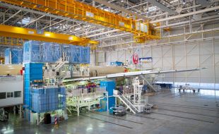 first_japan_airlines_a350_xwb_takes_shape_in_final_assembly_line_airbus