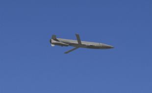 US Navy awards Raytheon $112 million Miniature Air-Launched Decoy contract - Κεντρική Εικόνα