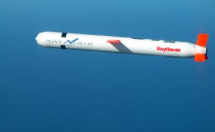 Raytheon enhances Tomahawk cruise missile to hit moving targets at sea - Κεντρική Εικόνα